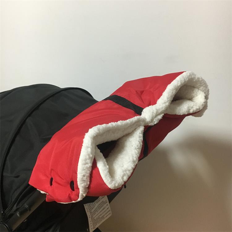 Flauschiger Kinderwagen-Handwärmer